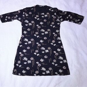 Elegant Black Patterned Women's Vest